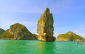 A pristine island: เกาะพะลวย