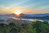 The Cross น่าน หลวงพระบาง 5 วัน 4 คืน