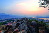 The Cross น่าน หลวงพระบาง 5 วัน 4 คืน