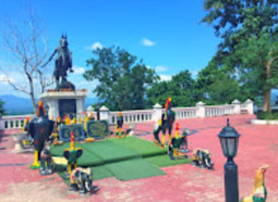 The Cross น่าน หลวงพระบาง 5 วัน 4 คืน