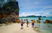 เกาะพยาม  Blue Sky 3 วัน 2 คืน