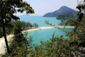 เกาะพยาม  Blue Sky 3 วัน 2 คืน