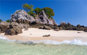 3 เกาะไข่ จากเกาะยาว  อาบแดด รับลมทะเล หยอกล้อกับ Marine Life